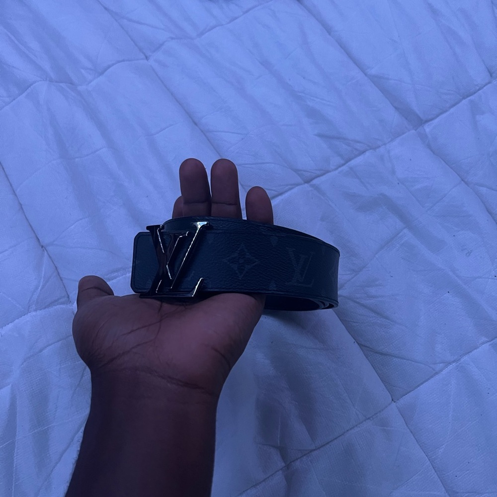 Louis Vuitton belt black leather - Picture 4 of 4